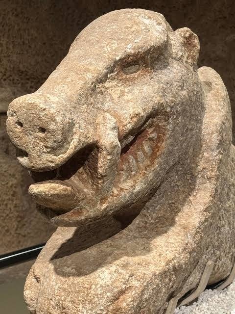 The painted boar statue, Göbekli Tepe
