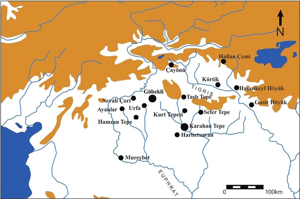 The geography of the problem: the Taş Tepeler sit in a landscape of Neolithic centres, but the nearest obsidian volcanoes are hundreds of kilometres away, in Cappadocia to the northwest and near Lake Van to the northeast.